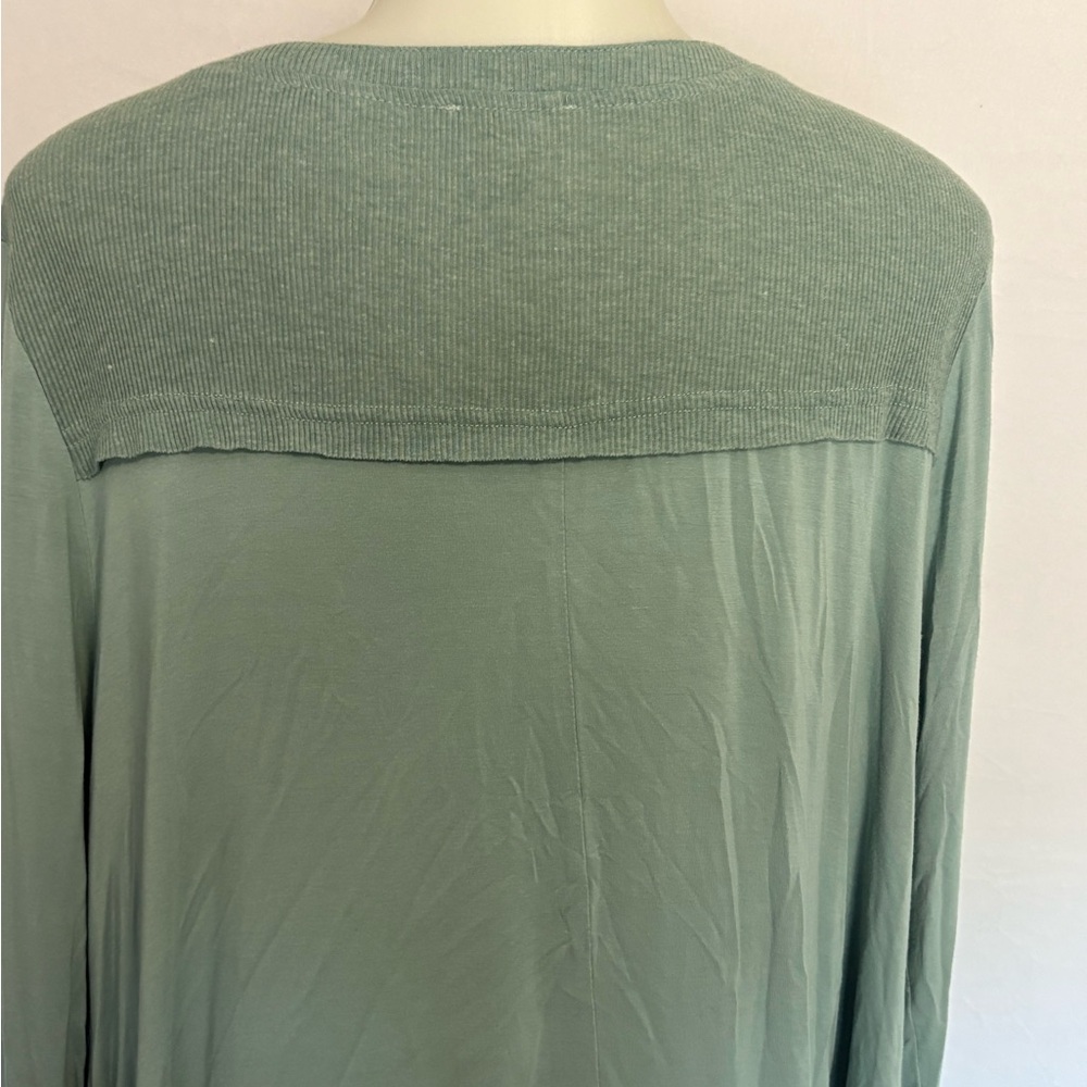 KORI AMERICA Green Long Sleeve Women's Tunic Top - Picture 4 of 9